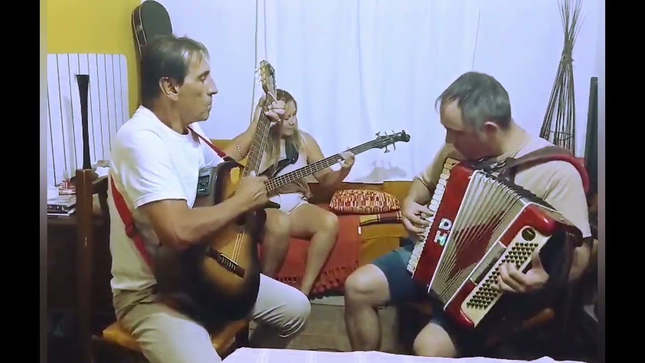 Esto sigue adelante / entre el riñón y la cruz