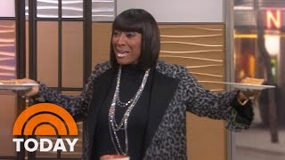 Patti LaBelle Surprises Willie, Tamron With Sold Out Sweet Potato Pie | TODAY