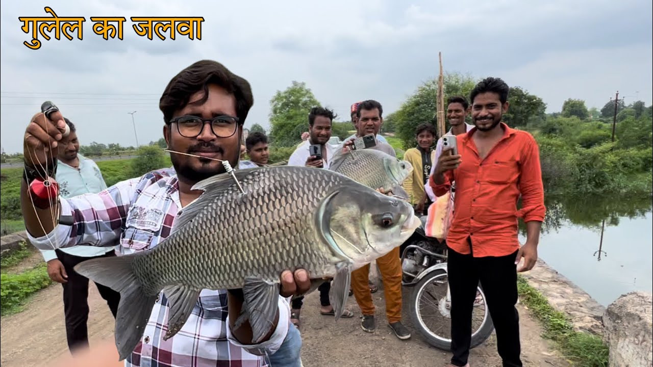Big Katla hunting 😱 slingshot fishing // क्या इतना आसान है गुलेल से मछली का शिकार करना