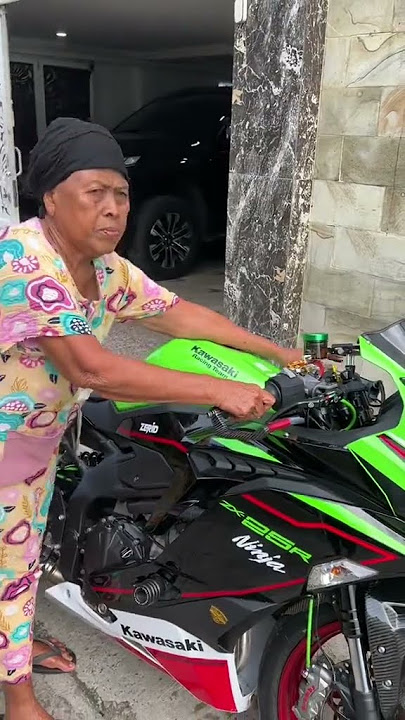 NENEK GEBER ZX25R MINTA DI SENGGOL🥵 #shorts #zx25r