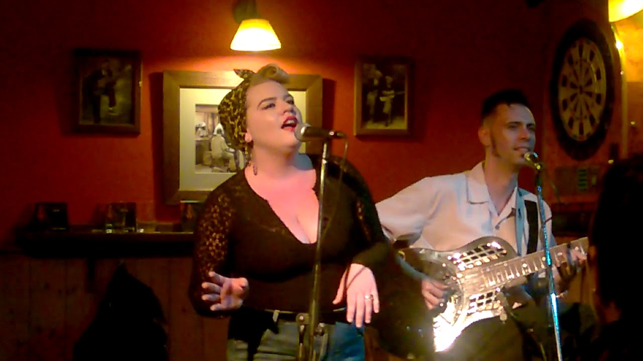 CASEY HENSLEY & CHINO SWINGSLIDE AT HONKY TONK BLUES BAR BARCELONA