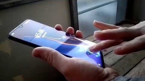 OnePlus 6T fingerprint scanner demo