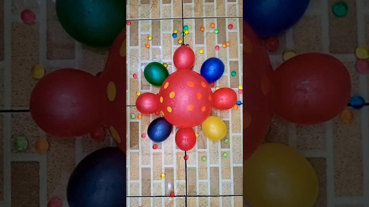 Взрывной красный 🔴 воздушный шар в горошек 🎈много разноцветных орби 🔵💚💛💜