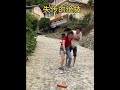 A long-lost secret skill has reappeared, leaving passersby in awe. This is too funny!