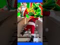 PÈRE NOËL VS GRINCH 🎅🏻 QUI GAGNE? #Shorts #stumbleguys