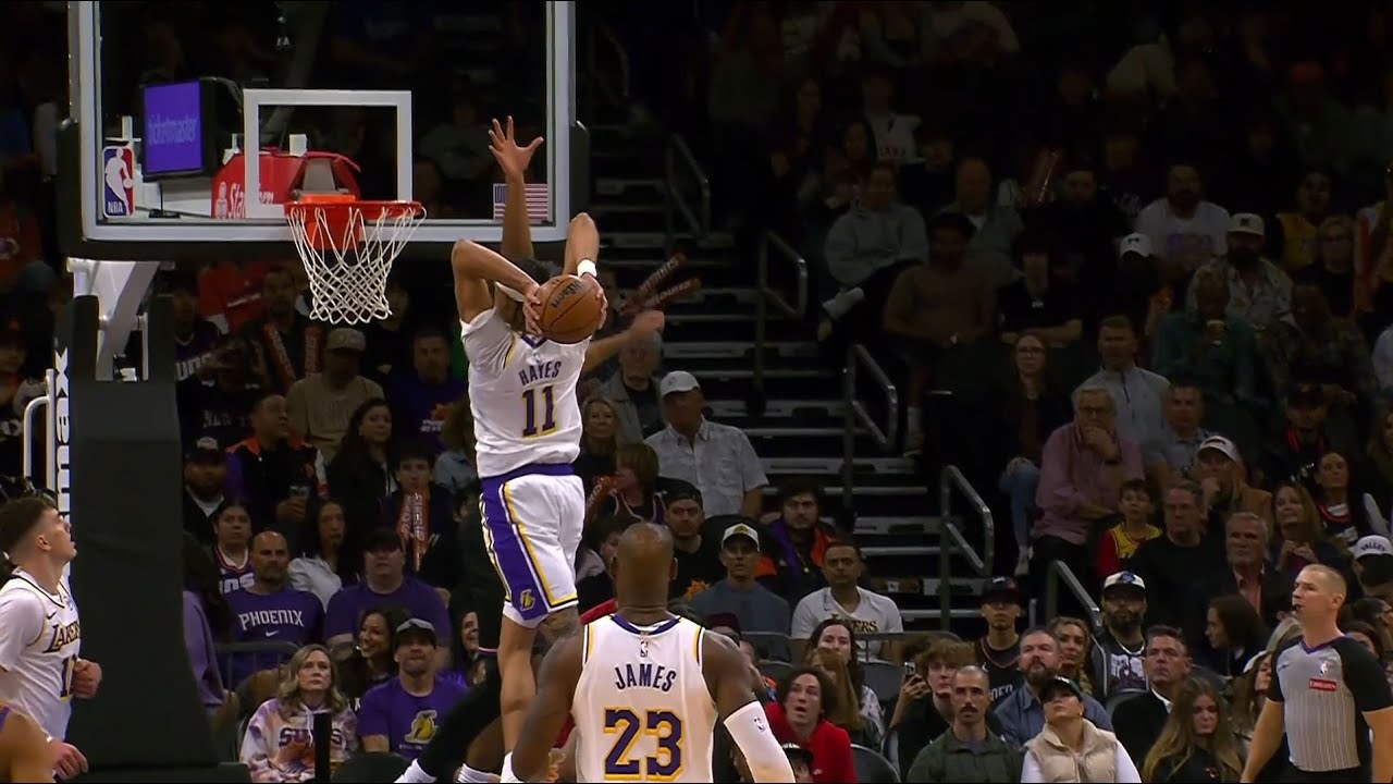 Jaxson Hayes with the monster two-handed poster dunk on Oso Ighodaro