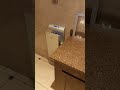 how a hand dryer works