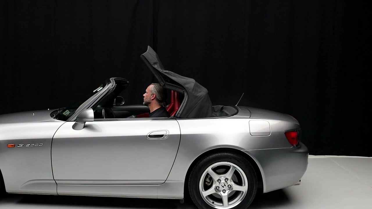 2001 Honda S2000 Convertible Top Operation.  