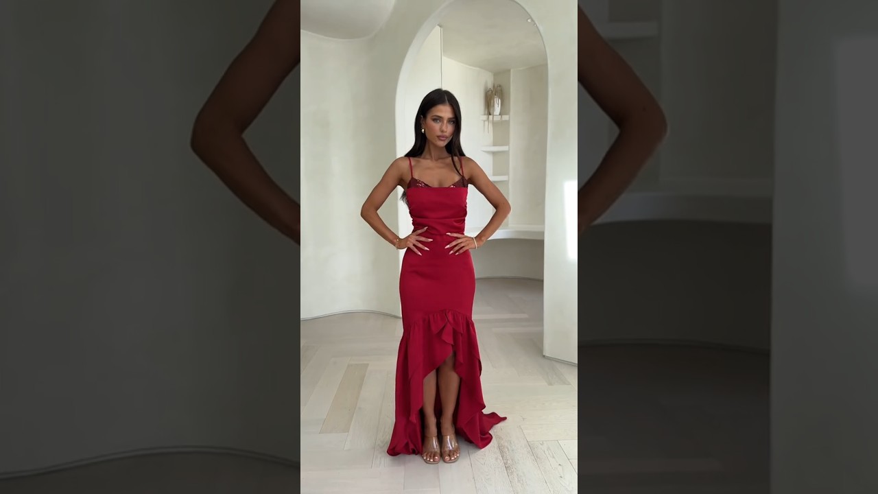 The Perfect🥀 Our MARIS Maxi Dress In RED❤️ 