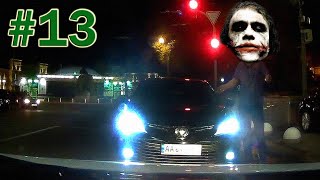 Клоуны в Киеве атакуют такси #13