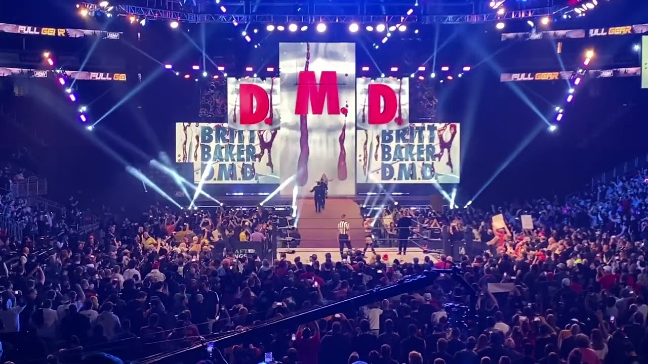 Saraya/Britt Baker AEW Full Gear 2022 live entrances