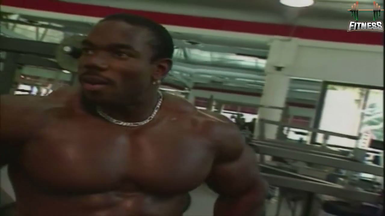 تمارين الأرجل مع  Flex Wheeler تمارين المدرسة القديمة