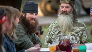 Phil Robertson Duck Dynasty star dies at age 79