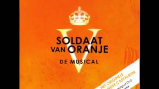 Video thumbnail of "Soldaat van Oranje (Musical) - 2. Feut of een Vent"