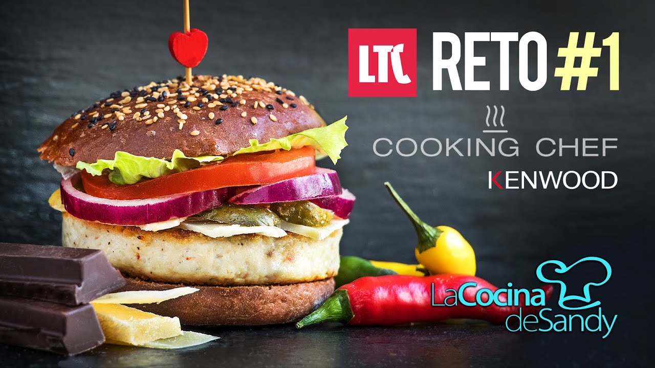 Hamburguesas de Pollo Queso y Cayena con Pan de Chocolate