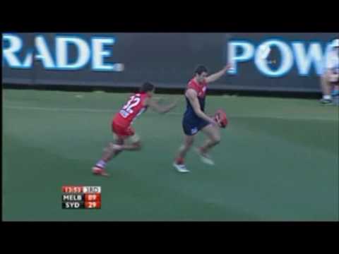 Bruce McAvaney and Dennis Commetti - EXCLUSIVE FOO...