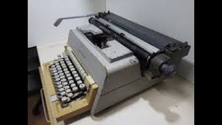 NOTPAROLO (MI INSTRUIS DAKTILOGRAFADON KIEL REPETITORO, EN 1979)