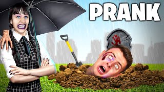 Nejdrsnější WEDNESDAY PRANK v Minecraftu!