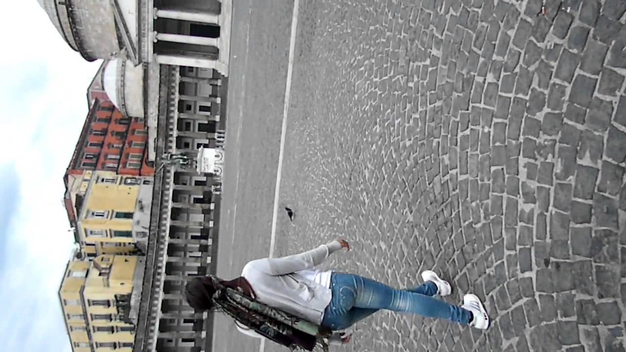 Napoli Piazza del plebiscito Serena