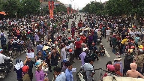 Linh mục “la làng”, kích động giáo dân Nghệ An bạo loạn