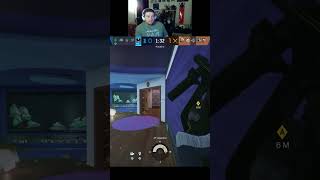 9 to 5 DAD 1v5s a CHAMP | #rainbowsixsiege  #r6sace #mediocreaim #clips #funny @Jynxzi