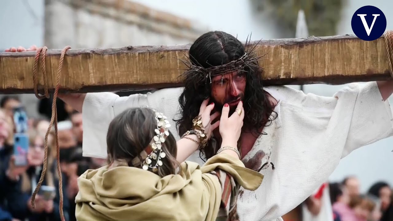 La Pasión Viviente de Castro Urdiales vuelve a sorprender en su 40 edición