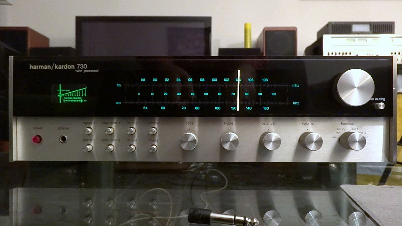Harman Kardon 730 - YouTube