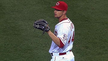 LAD@CIN: Leake limits Dodgers to two runs over 7 2/3