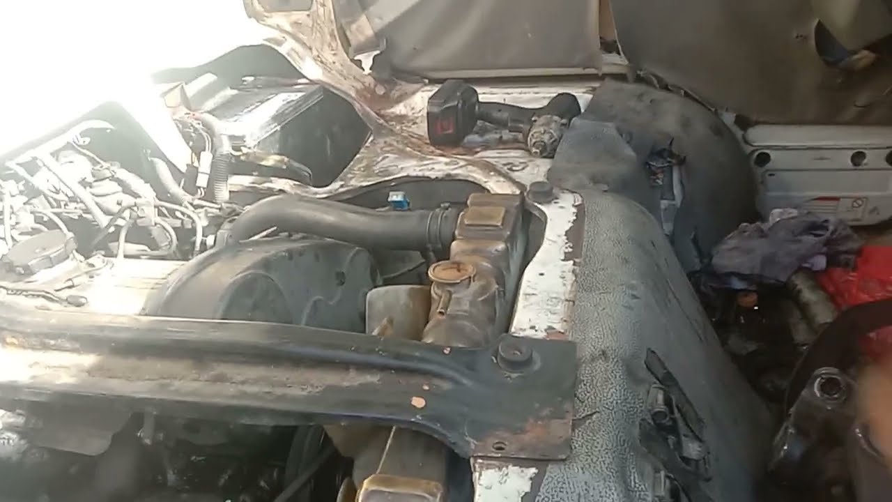 Paano mag Palit ng Oil Seal ng Camp.shop ng 4D56 Mitsubishi