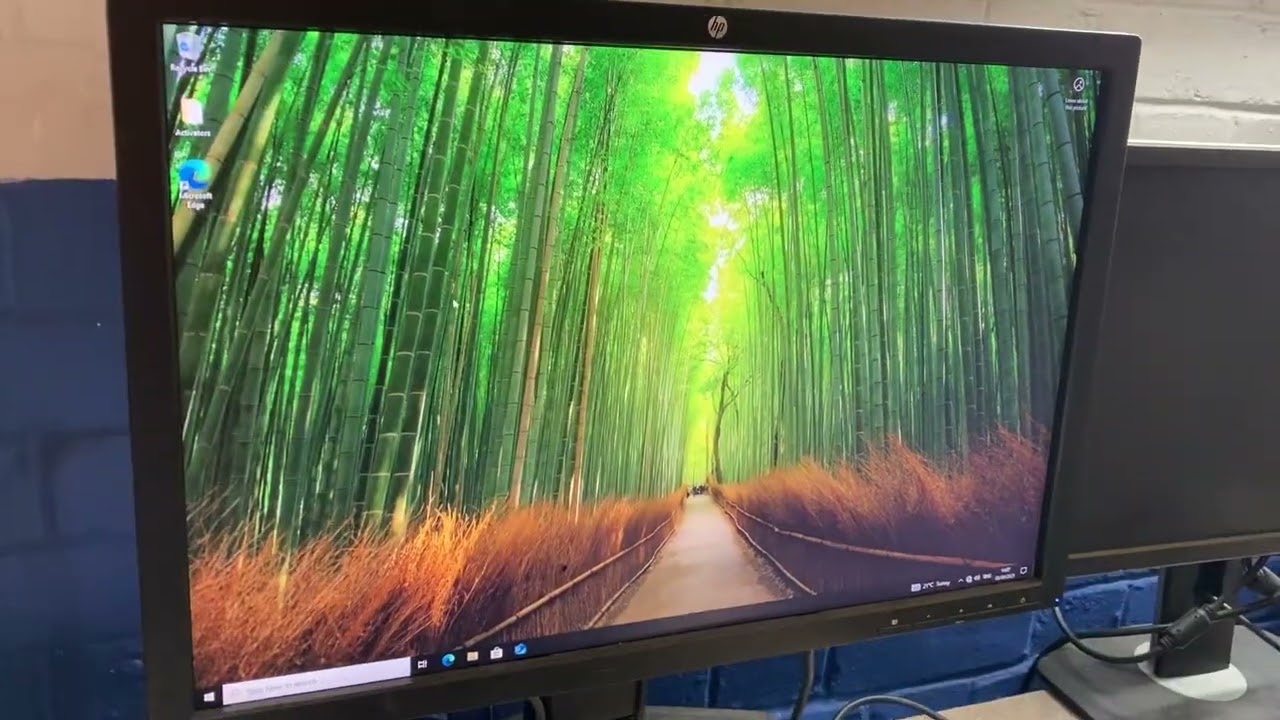 Dell T5810 with 32 gb Ram and E5-2680V4 CPU