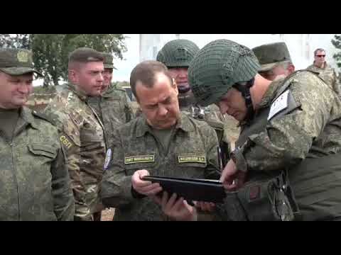 Медведев посетил полигон Тоцкий в Оренбургской области