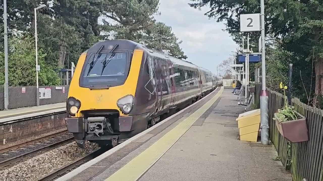 220025 1S49 through Long Eaton. 140424.