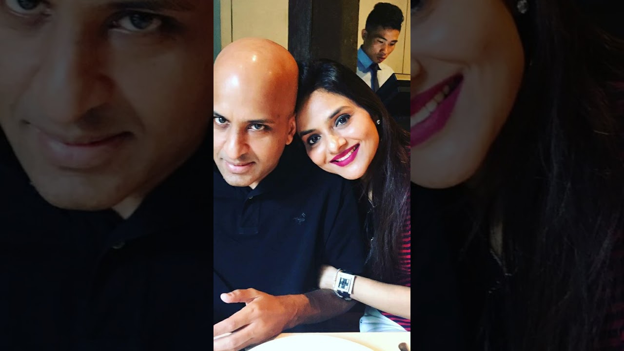 Bollywood actress Madhu With Husband and Daughters||