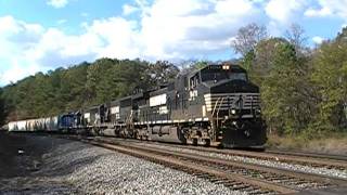 NS 9471 Leads NS 132 at Ooltewah