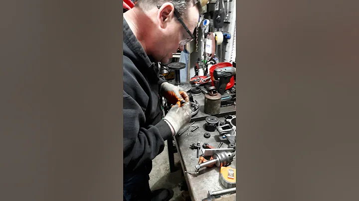 How to remove split pins from Skidoo P Drive clutch