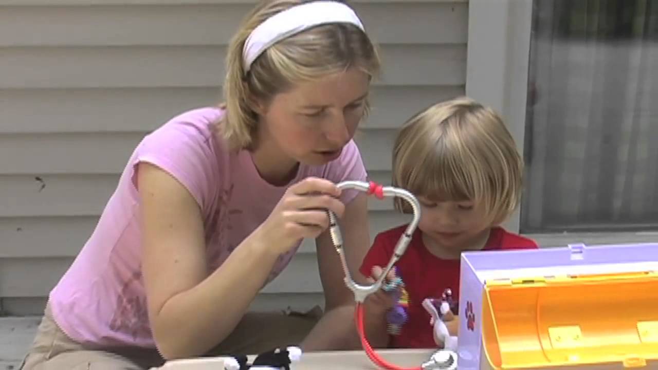 NM104a Manic Mommies