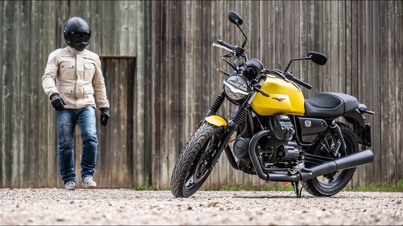 Essai Moto Guzzi V7 Stone : sans rivale grâce à son originalité !