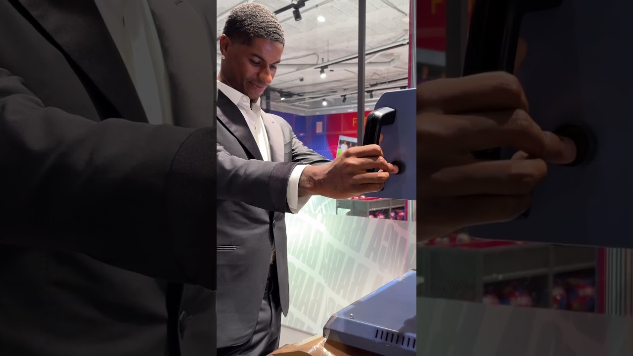 Rashford picks the number 14 👕 