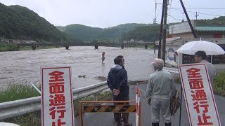 島根西部・広島北部で大雨 ６万人に避難指示・勧告