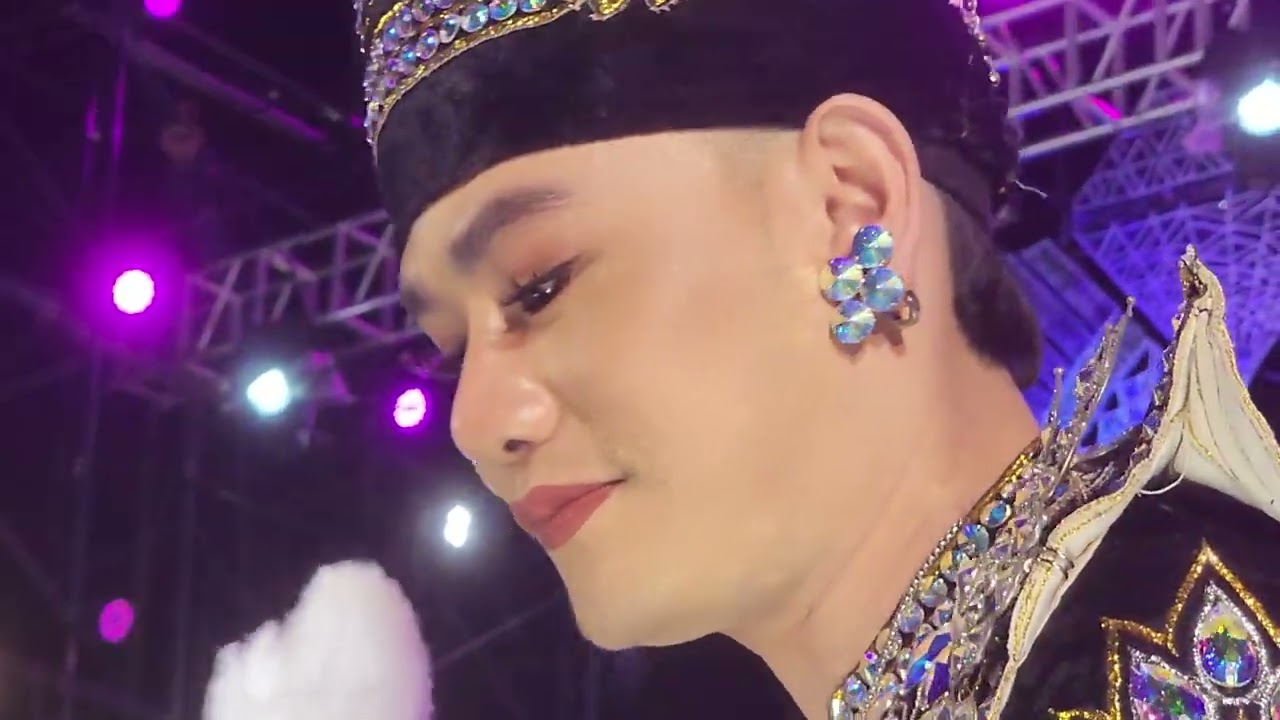 ชมรมแท็กซี่ - ก้อง ก้องสมุทร & #สาวน้อยลำเพลินshow ตะวันนาบางกะปิ