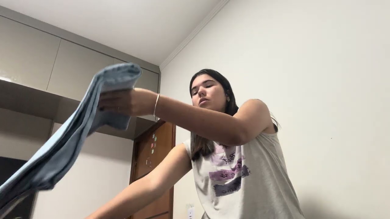 Arrumando minha mala/ primeiro vídeo do canal 