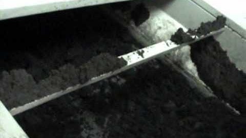 Intrabulk receiving dewatered sewage slude