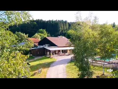 Video-thumbnail van Les Jolis Chalets