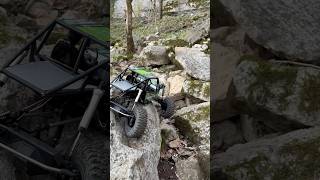 Axial gilamon Axp8 4wS Climbs Challenging line ￼￼