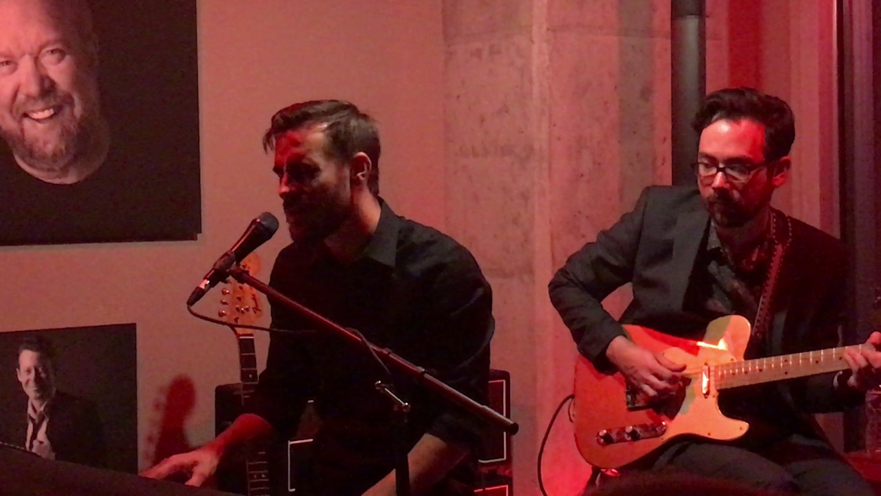 Robert Ellis - Maybe I'll Move To California