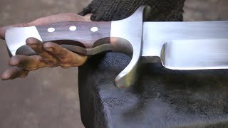 Forging a gigantic Bowie sword, part 2, making the handle.