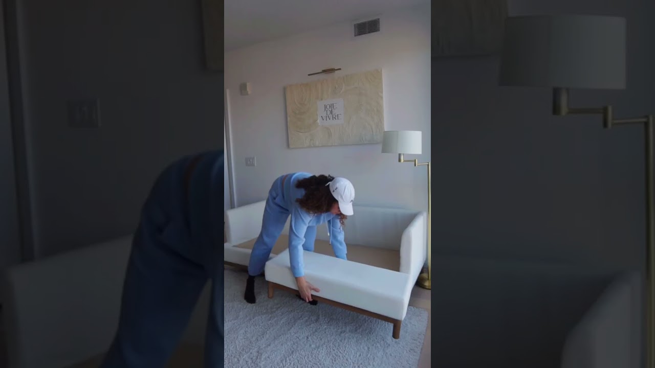 DIY led sofa light 💡How I created renter friendly mood lighting in my living room! 