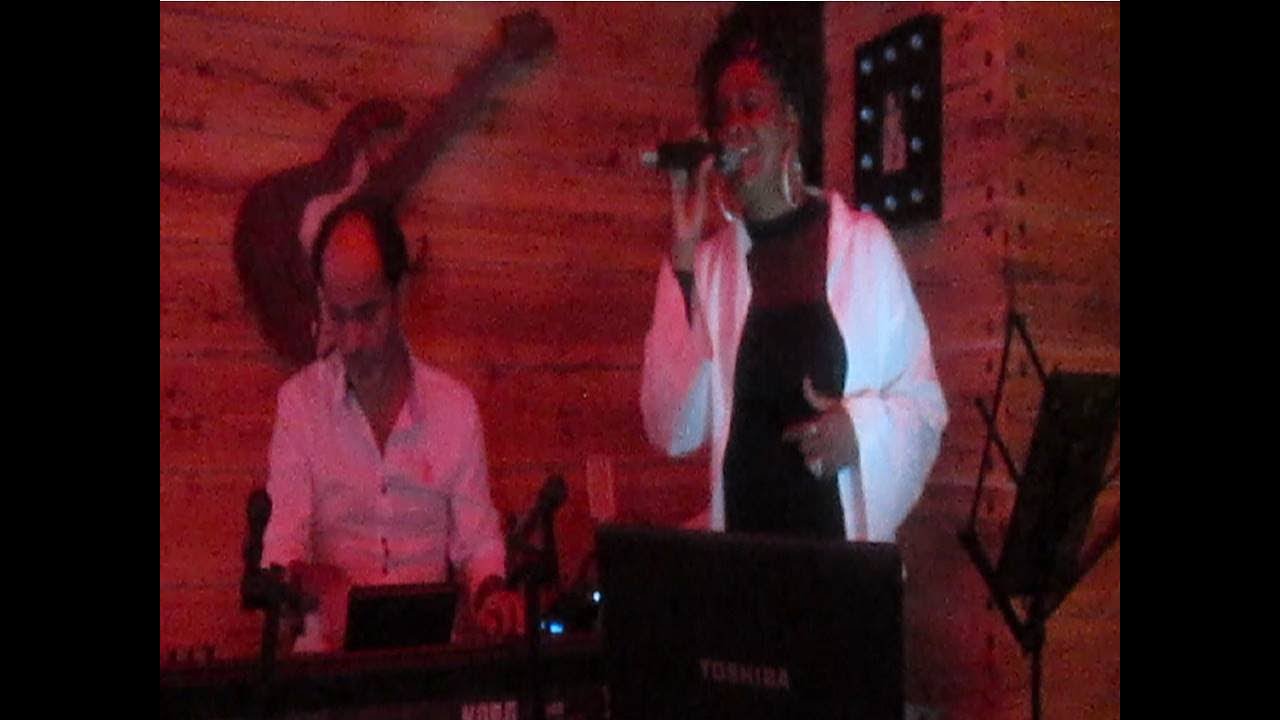 CHANDRA SIMMONS OFFICIAL CHANNEL: EYAD ON KEYS- I WILL ALWAYS LOVE YOU ...