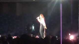 Leona Lewis - Bleeding Love@Dance Arena, Dubai, 6.04.2012