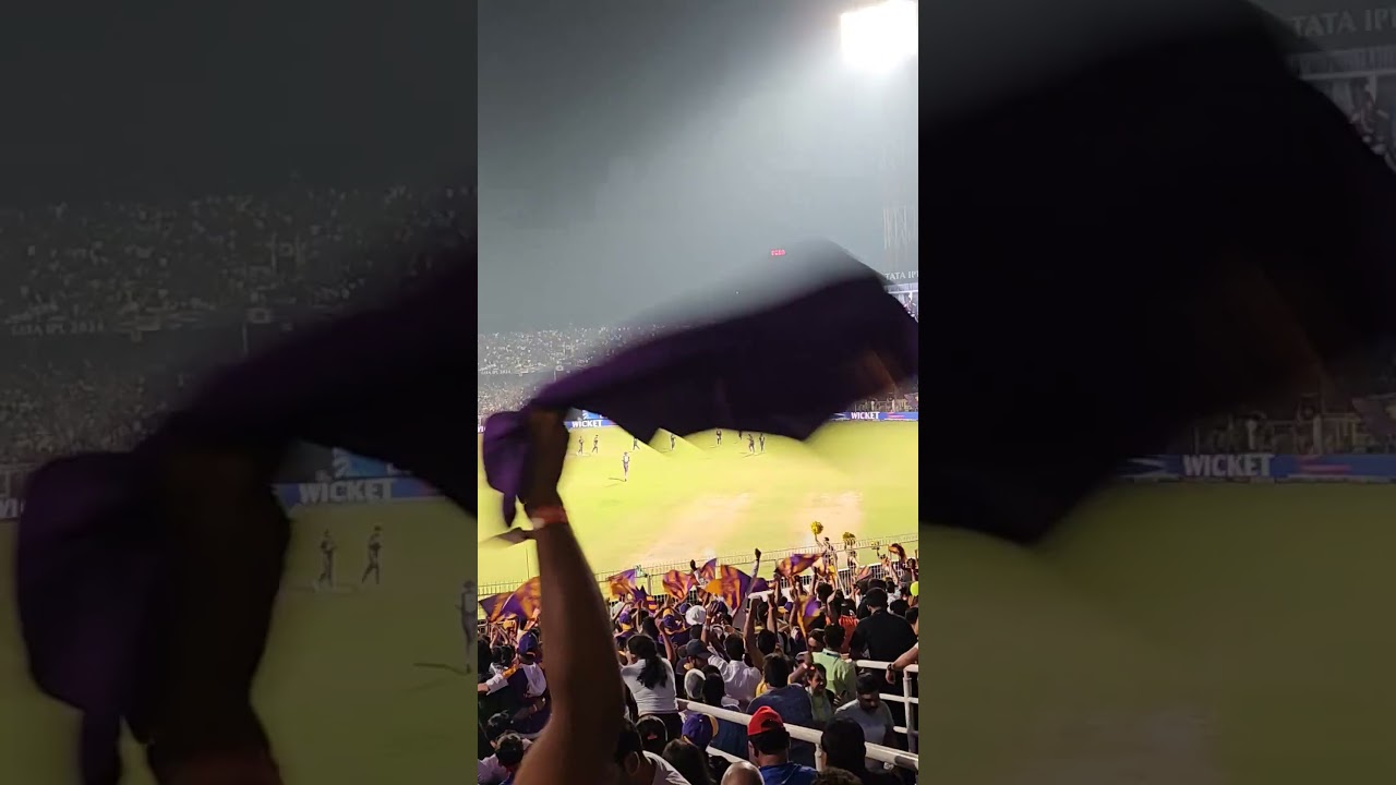 IPL 2024: Andre Russell strikes, nails DK, crowd erupts